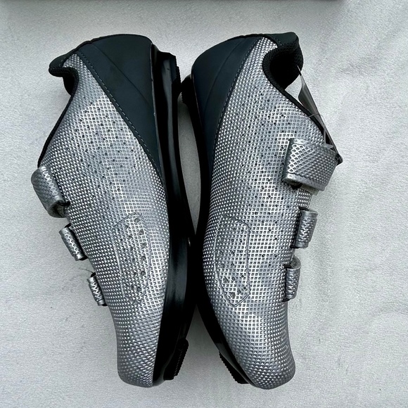 NWT Garneau Chrome cycling shoes EU 39